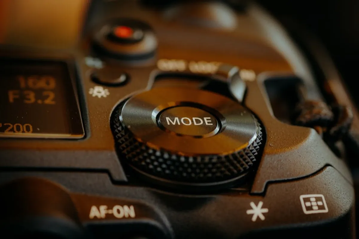 Best Camera Settings for Street Photography