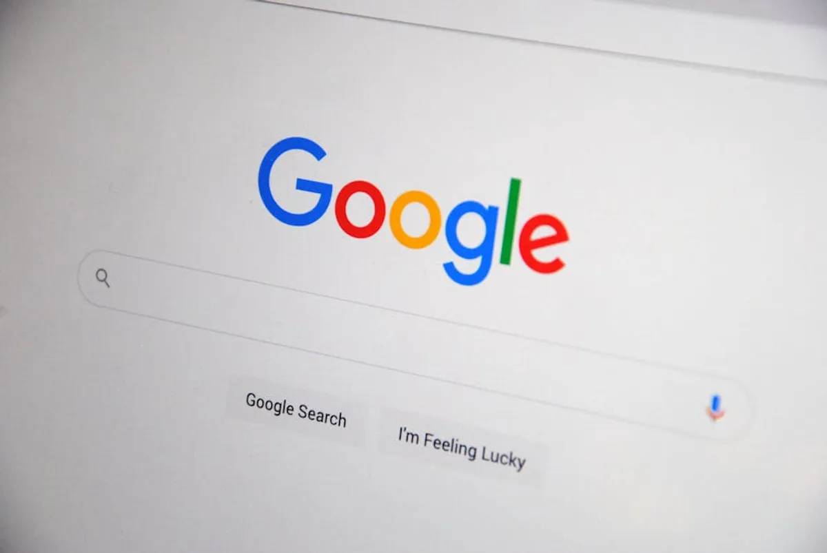 How to Create Search-Friendly Captions for Photo Posts