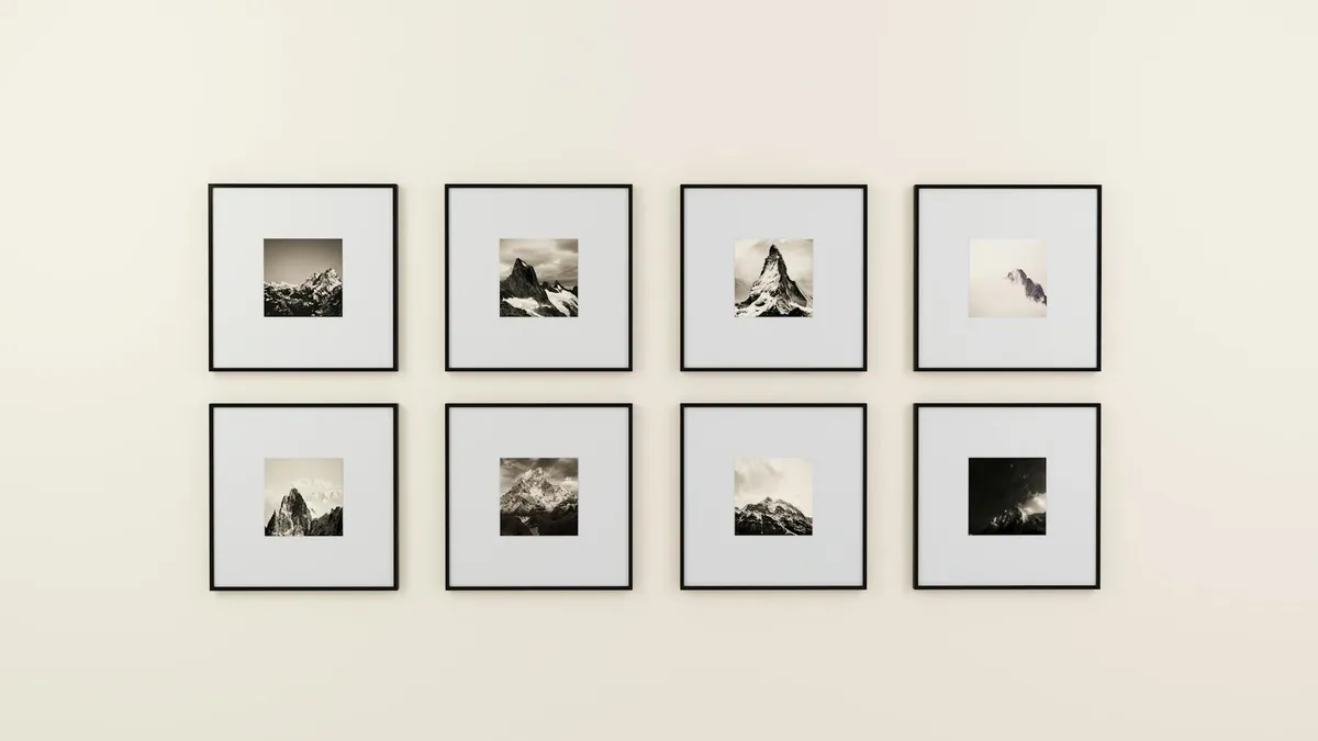 On the Photographs That Reward Sustained Attention